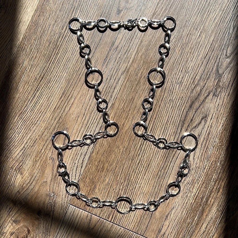 Flat satin finish circles linked together and finished off with a stylish toggle